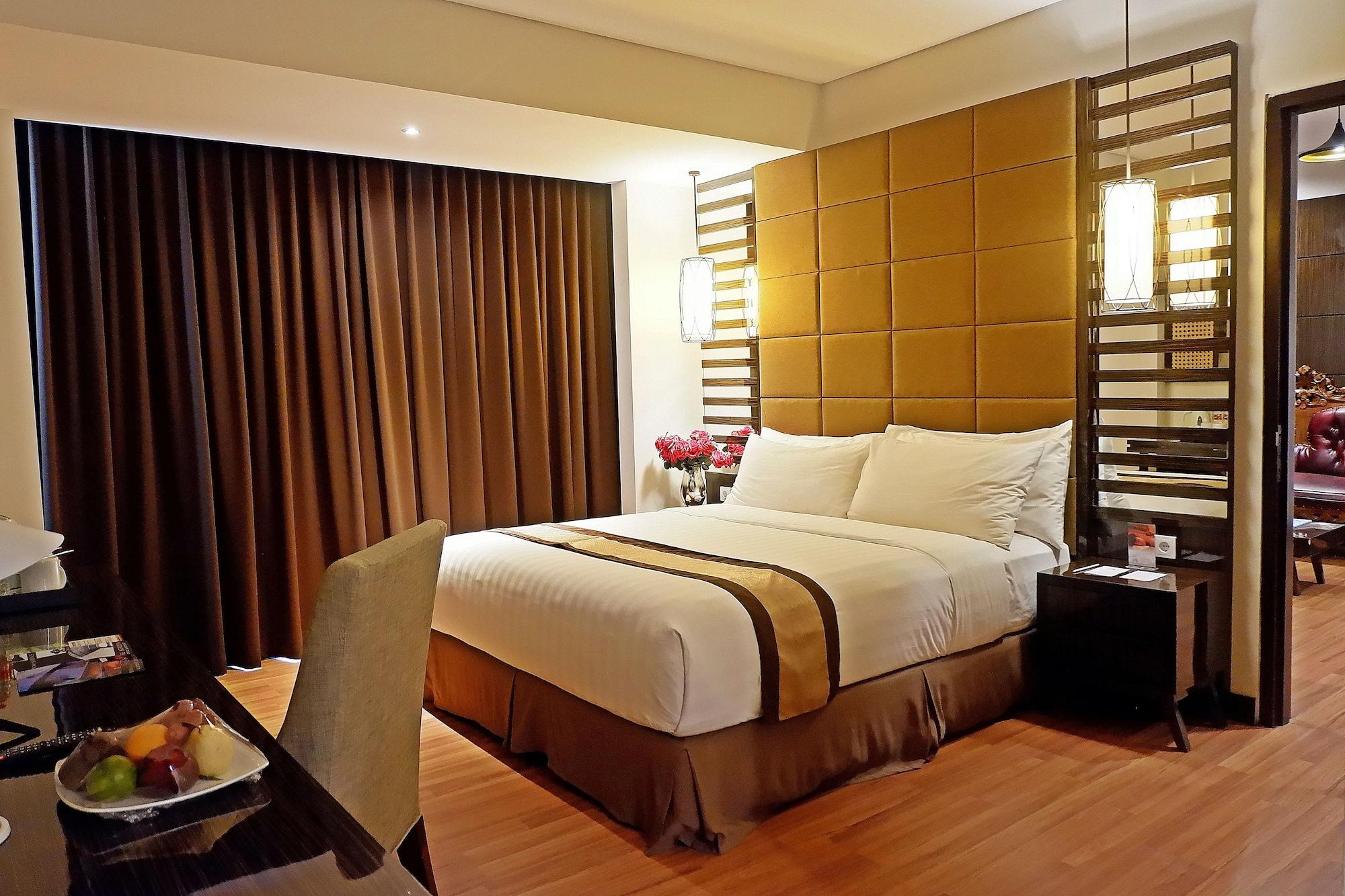 The Atrium Hotel & Resort Yogyakarta Melati Exterior foto